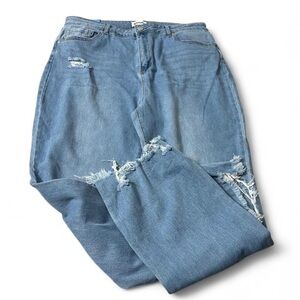 Abound Distressed Slim Bootcut Jeans‎